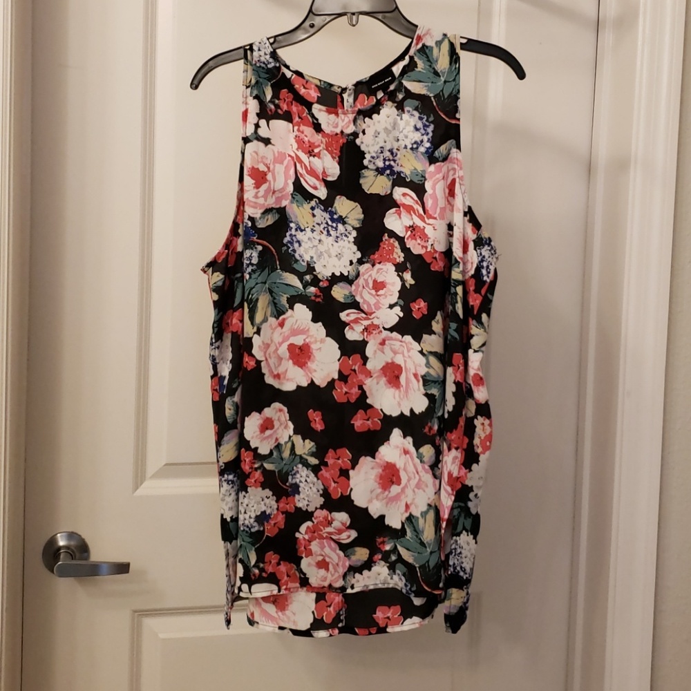 Floral tanktop
